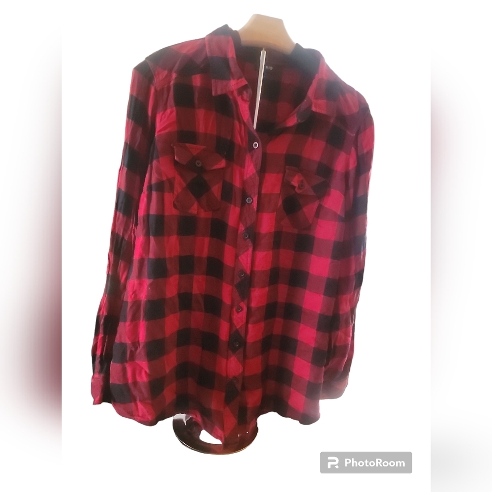Torrid Relaxed Fit Brushed Rayon Button-Up Shirt Size 1
